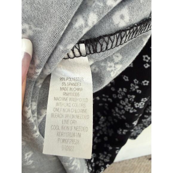 Lola + Grace Black Floral Long Sleeve Mini Dress XS Cottagecore Romantic - Picture 6 of 7